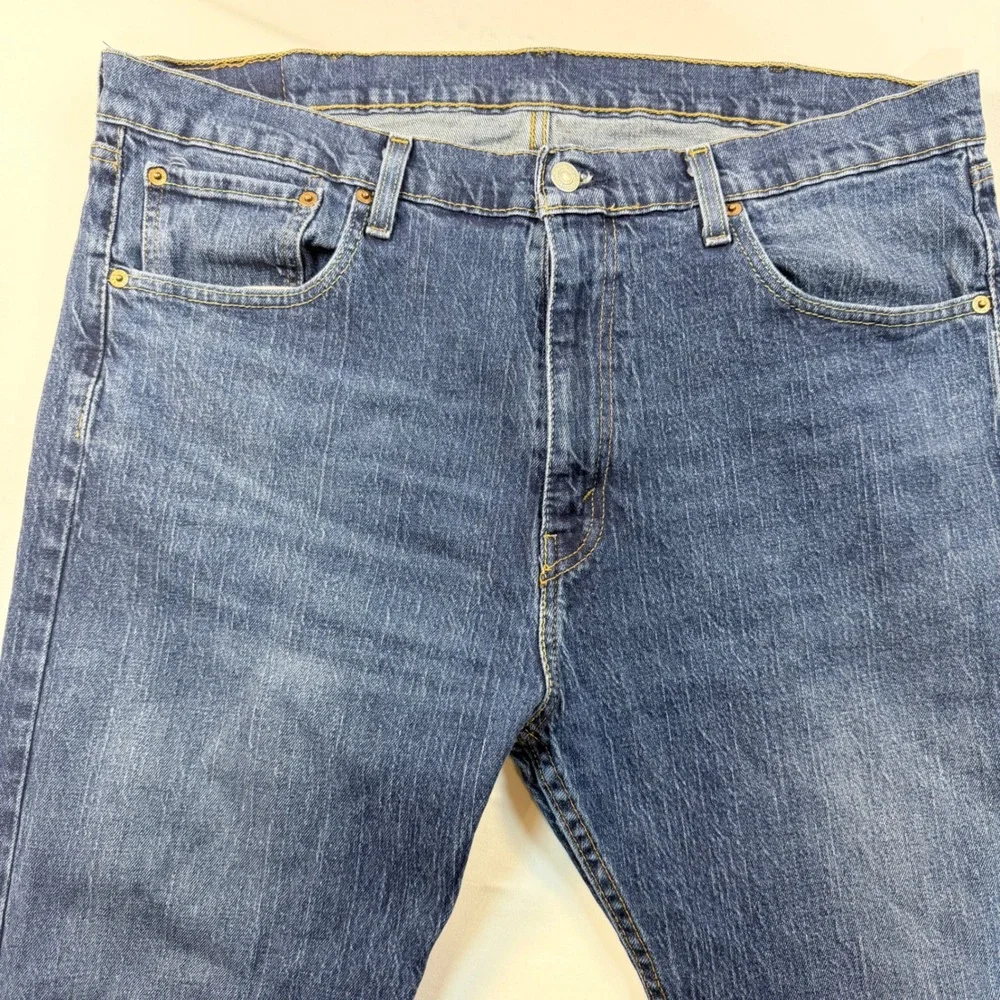 Levi's 505 Jeans Mens 38x34 Regular Fit Straight Leg Blue Denim Distressed Hem